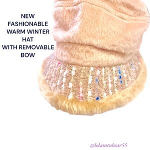 NWT WINTER STYLISH HAT WITH REMOVABLE BOW SOFT BRIMMED & UNIQUE